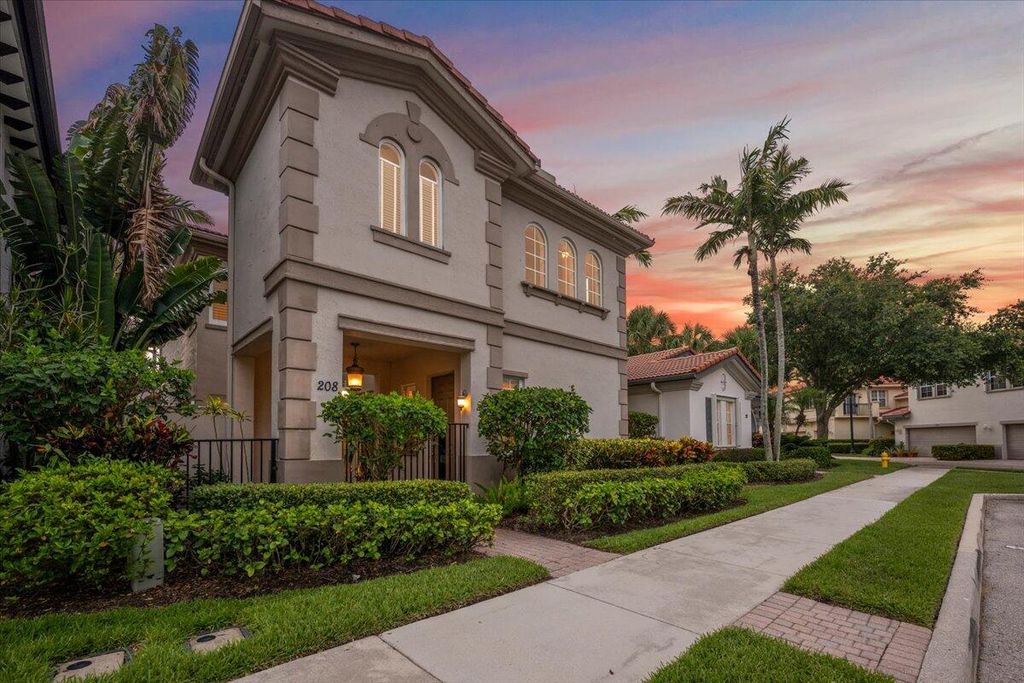 208 Glacier Street, Palm Beach Gardens, FL 33410