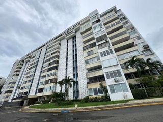 5 LAGUNA GARDENS, Carolina, PR 00979