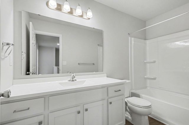 1045 Foxglove Avenue, Vicksburg, MI 49097