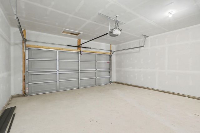 1045 Foxglove Avenue, Vicksburg, MI 49097