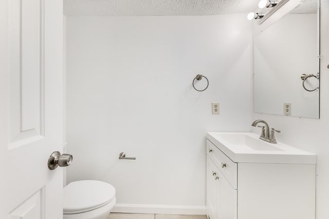 4208 New Hope Meadow Rd, Hermitage, TN 37076