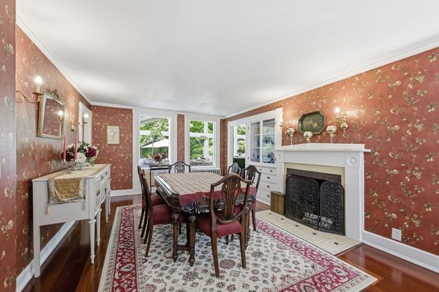 204 Village St, Medway, MA 02053
