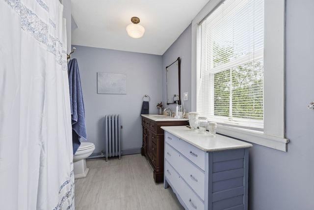 204 Village St, Medway, MA 02053