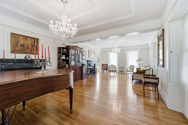 204 Village St, Medway, MA 02053
