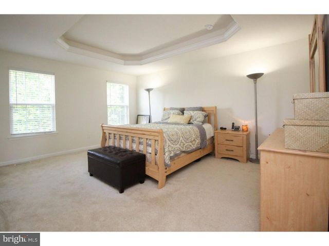 33 WALLACE ST, Mount Holly, NJ 08060