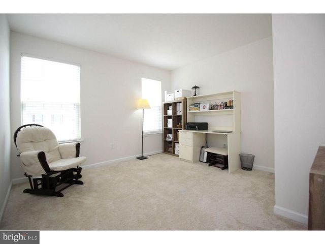 33 WALLACE ST, Mount Holly, NJ 08060