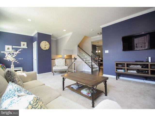 33 WALLACE ST, Mount Holly, NJ 08060