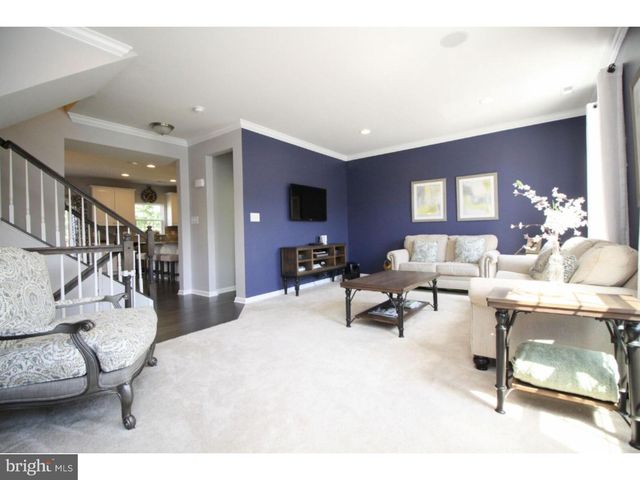 33 WALLACE ST, Mount Holly, NJ 08060