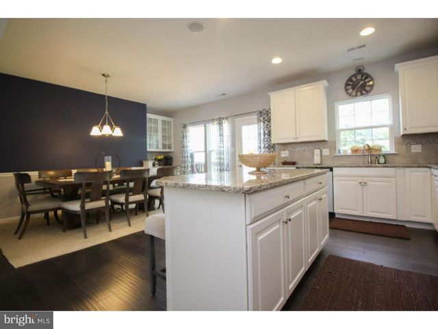 33 WALLACE ST, Mount Holly, NJ 08060