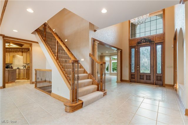 1542 Alexandria Pky SE, North Canton, OH 44709