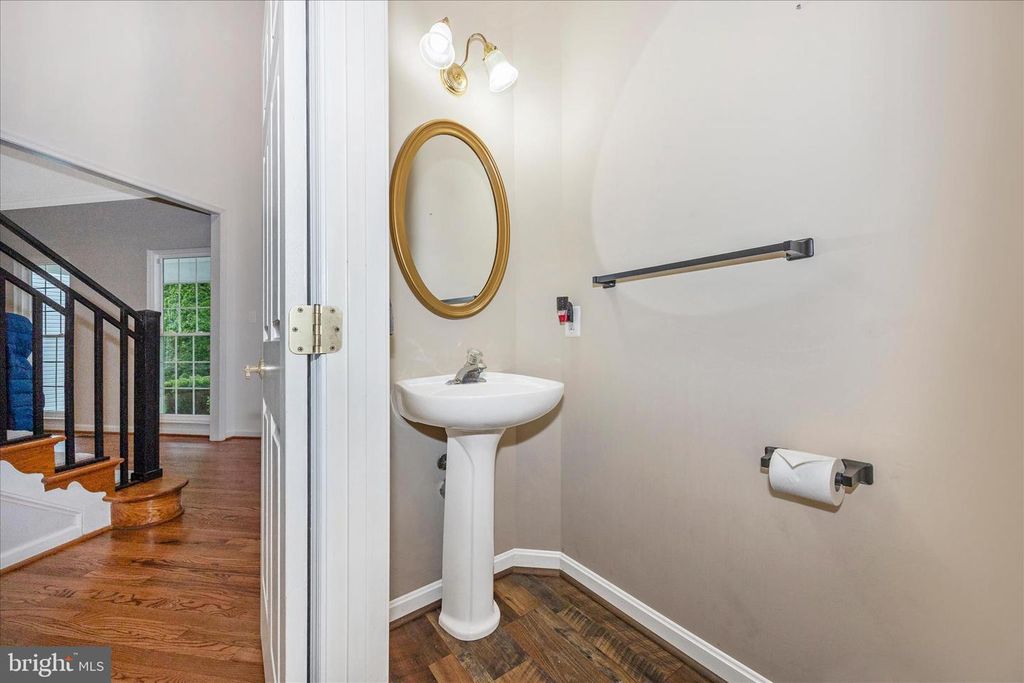 Image 18 of property listing at 6463 FOREST HILLS CT, Frederick, MD 21701