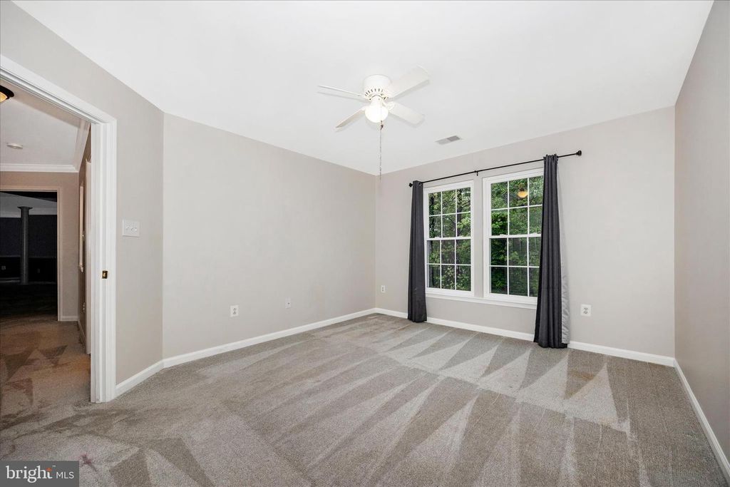 Image 32 of property listing at 6463 FOREST HILLS CT, Frederick, MD 21701