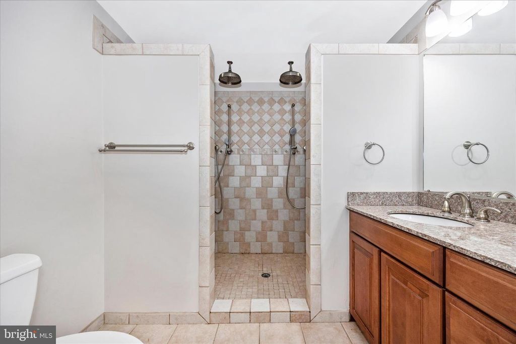 Image 42 of property listing at 6463 FOREST HILLS CT, Frederick, MD 21701