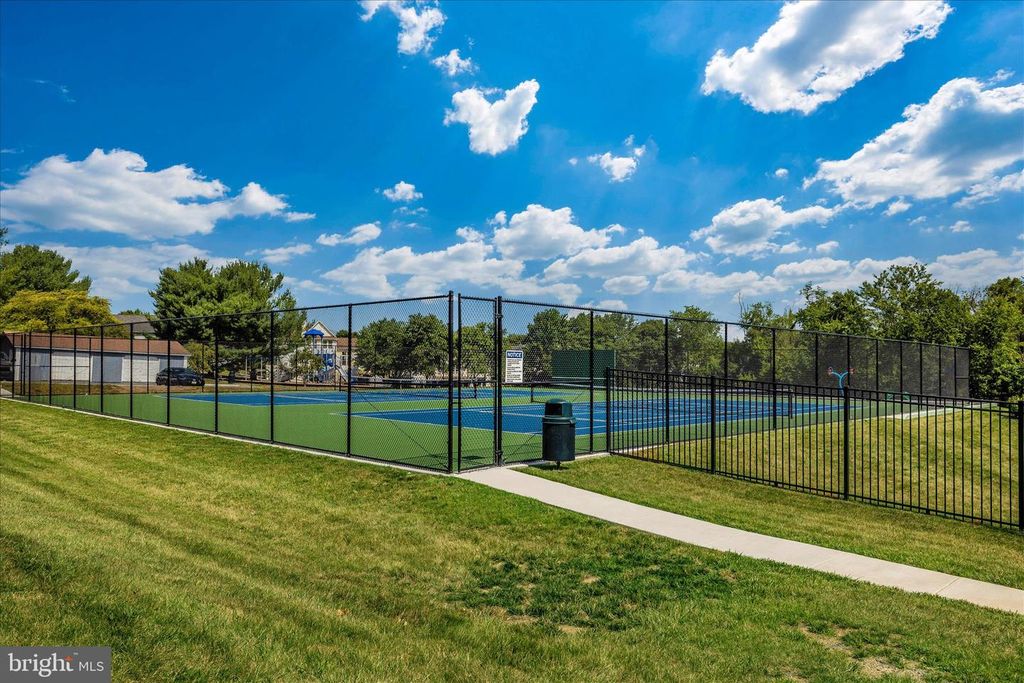 Image 70 of property listing at 6463 FOREST HILLS CT, Frederick, MD 21701