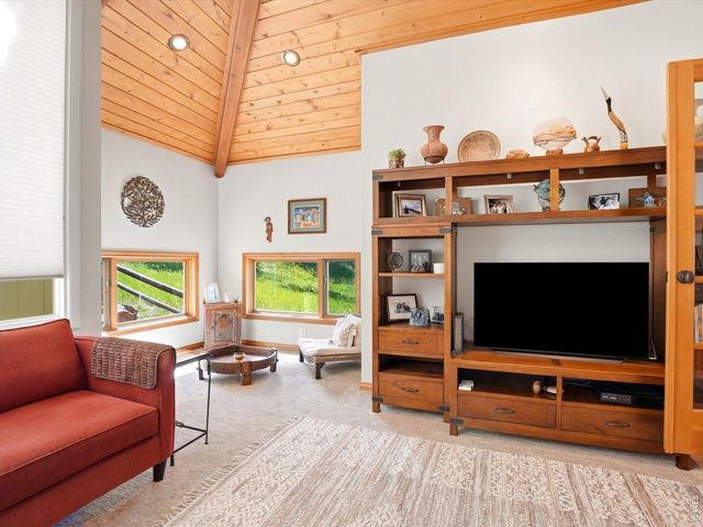 2671 Crestridge Ct, Boulder, CO 80302