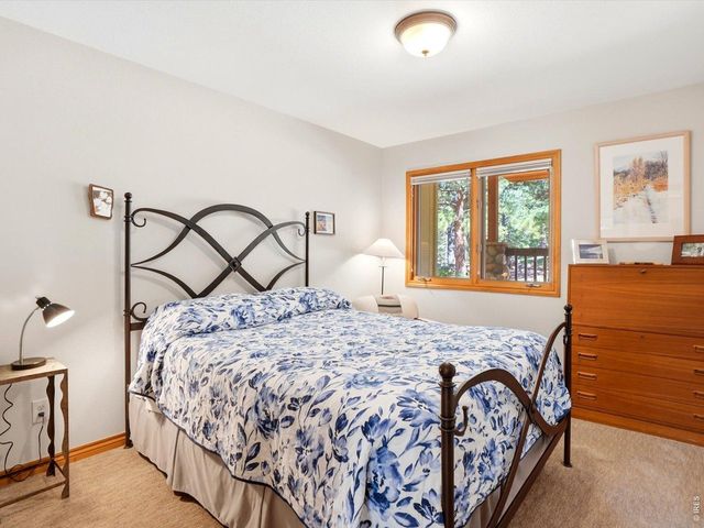 2671 Crestridge Ct, Boulder, CO 80302