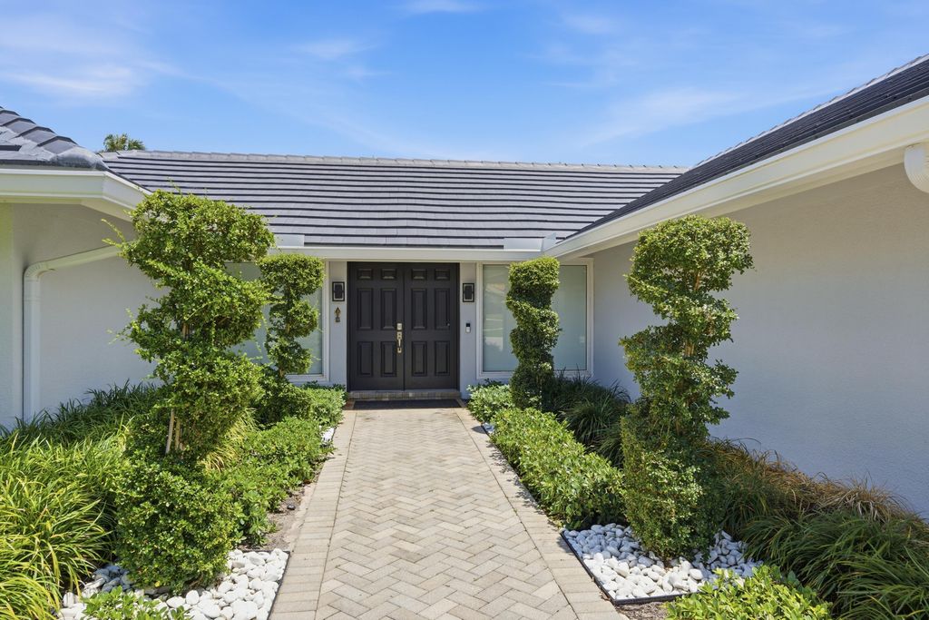5854 Pinebrook Drive, Boca Raton, FL 33433