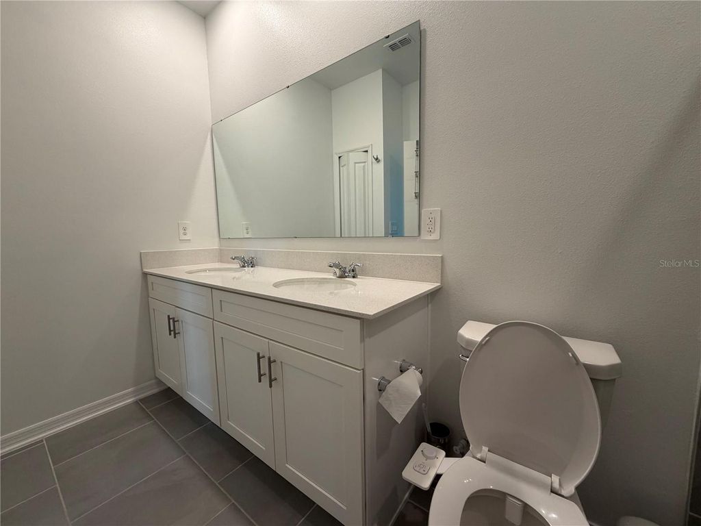 Image 32 of property listing at 652 GROVE STREET, Winter Haven, FL 33881