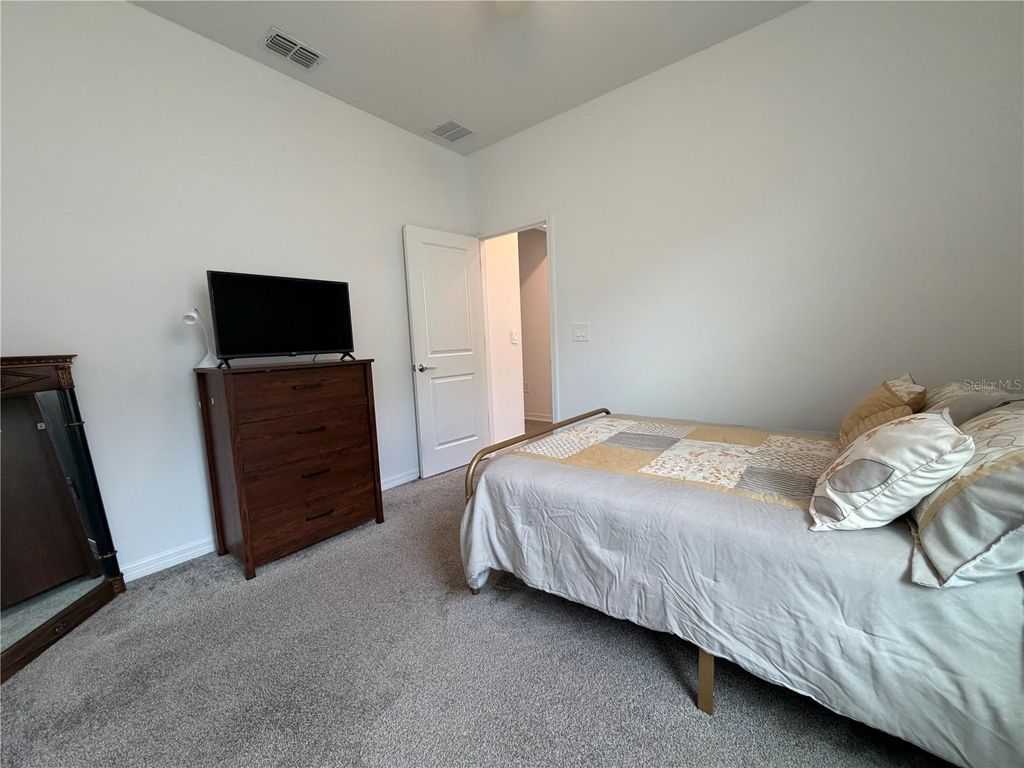 Image 37 of property listing at 652 GROVE STREET, Winter Haven, FL 33881