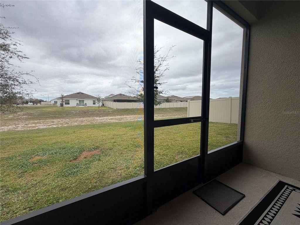 Image 40 of property listing at 652 GROVE STREET, Winter Haven, FL 33881