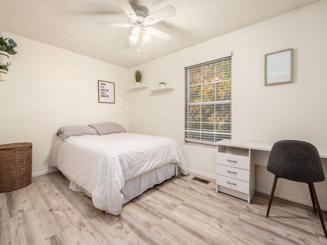 1747 Ridgebury Drive, 137E, Hilliard, OH 43026