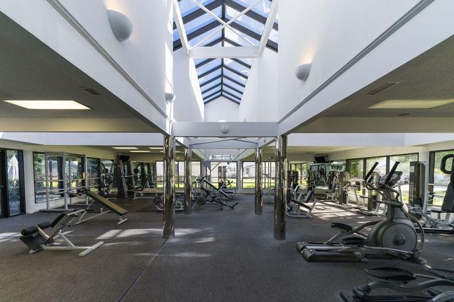 1747 Ridgebury Drive, 137E, Hilliard, OH 43026