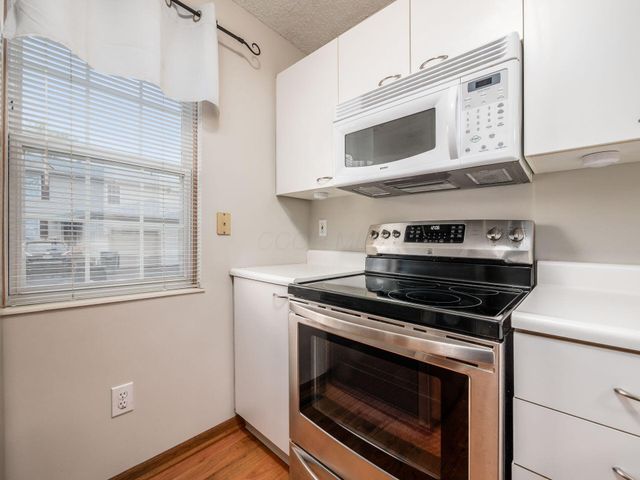 1747 Ridgebury Drive, 137E, Hilliard, OH 43026