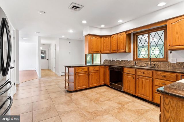 120 LEE DR, Marysville, PA 17053
