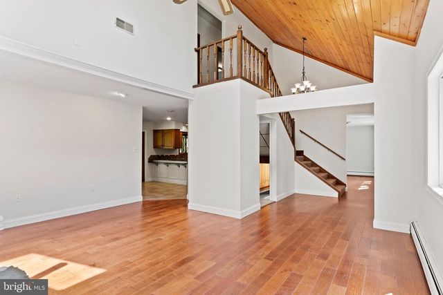 120 LEE DR, Marysville, PA 17053