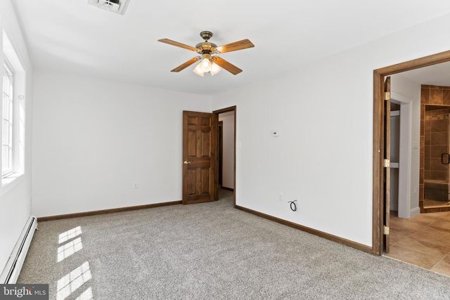 120 LEE DR, Marysville, PA 17053