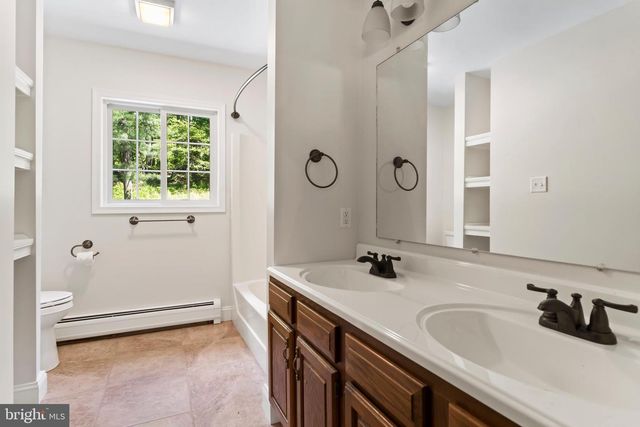 120 LEE DR, Marysville, PA 17053
