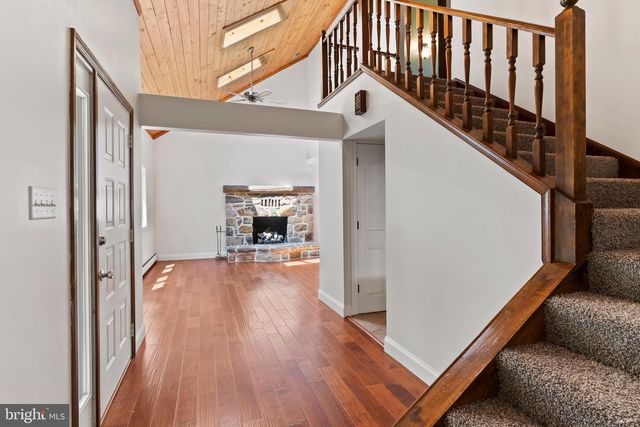 120 LEE DR, Marysville, PA 17053
