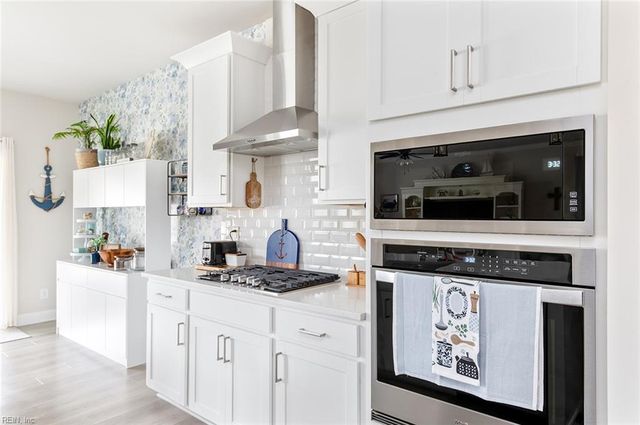 208 St Andrews, Smithfield, VA 23430