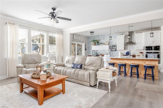 208 St Andrews, Smithfield, VA 23430