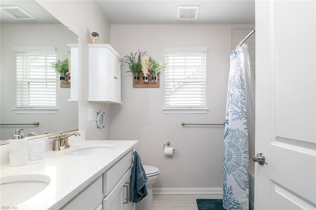 208 St Andrews, Smithfield, VA 23430