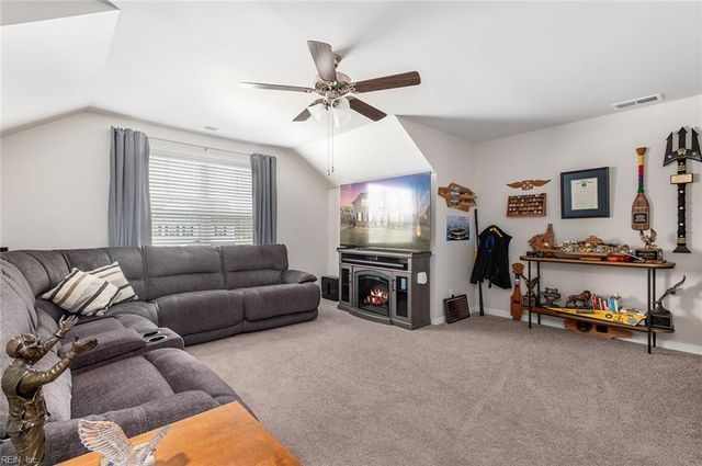 208 St Andrews, Smithfield, VA 23430