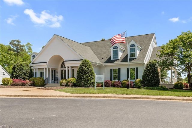 208 St Andrews, Smithfield, VA 23430