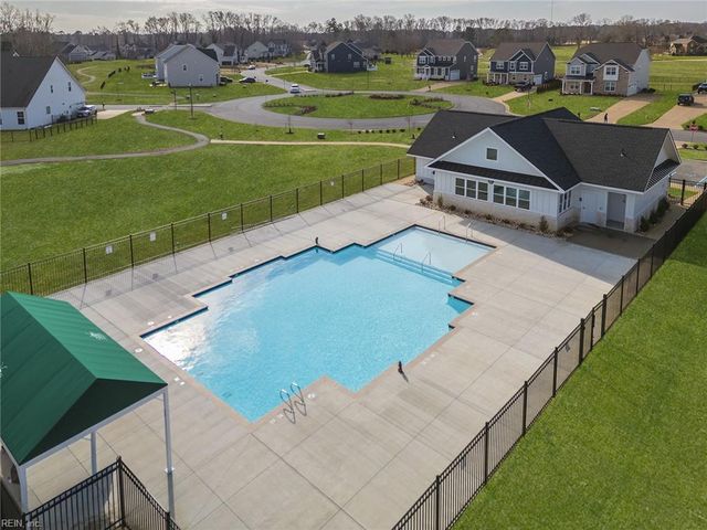 208 St Andrews, Smithfield, VA 23430