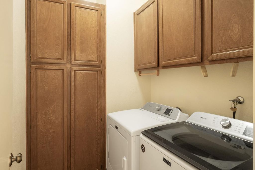 Image 24 of property listing at 2890 Huntington Boulevard # 149, Fresno, CA 93721