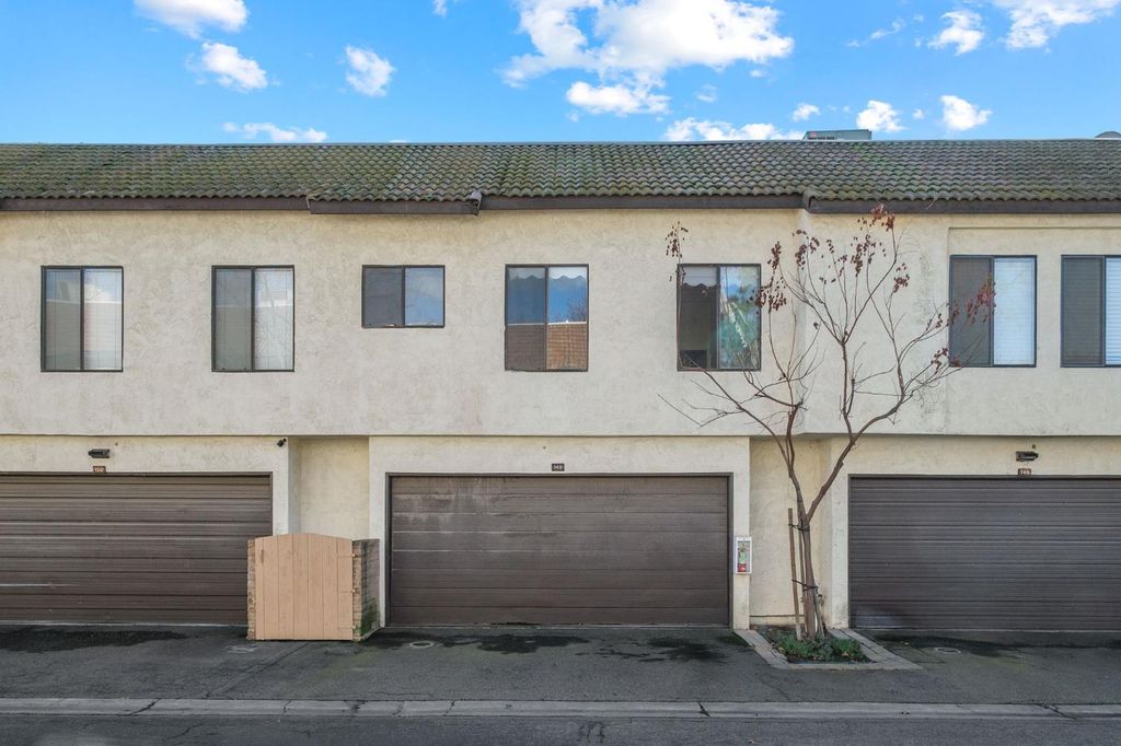 Image 25 of property listing at 2890 Huntington Boulevard # 149, Fresno, CA 93721