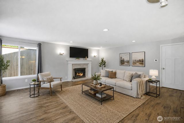15952 SE 176th Place, Renton, WA 98058