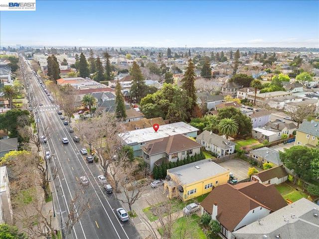 2050 Central Ave, Alameda, CA 94501