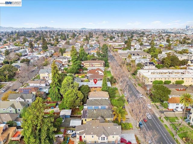 2050 Central Ave, Alameda, CA 94501