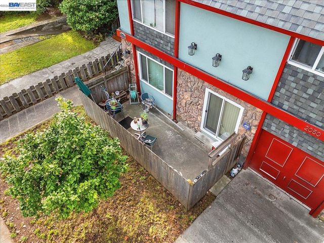 2050 Central Ave, Alameda, CA 94501