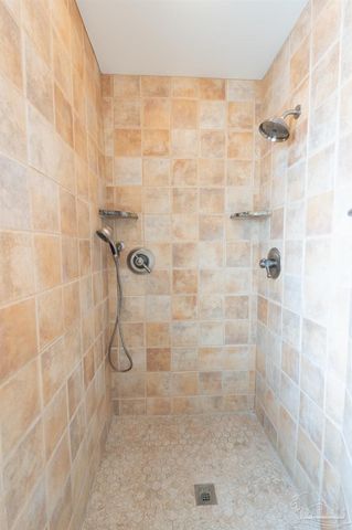 431 E Zarragossa St B, Pensacola, FL 32502