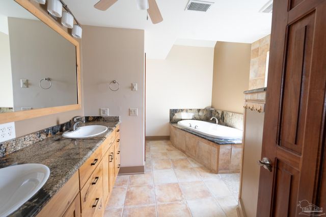 431 E Zarragossa St B, Pensacola, FL 32502