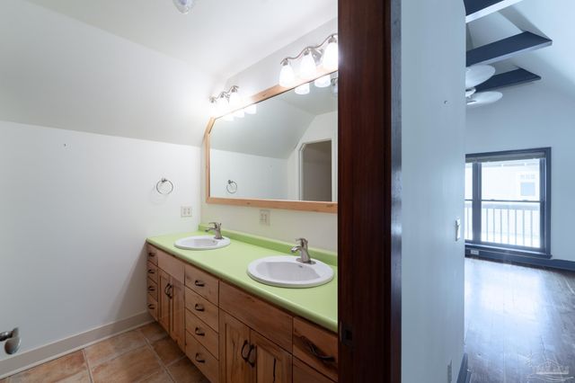 431 E Zarragossa St B, Pensacola, FL 32502