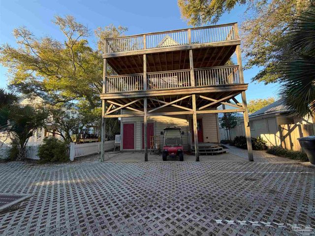 431 E Zarragossa St B, Pensacola, FL 32502