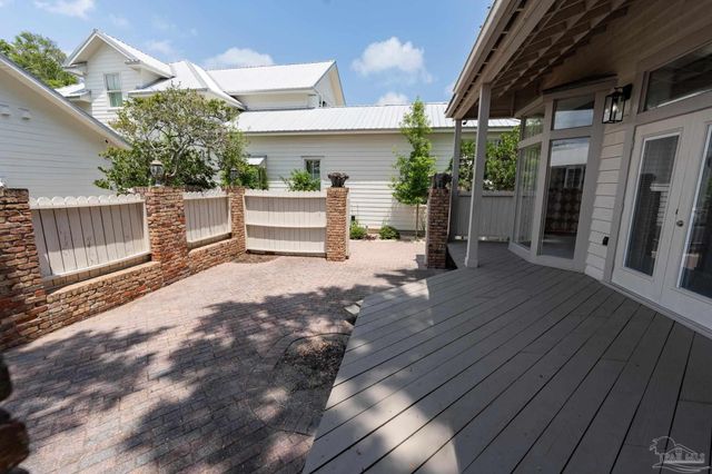 431 E Zarragossa St B, Pensacola, FL 32502