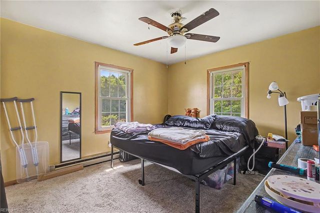 24209 Lovers LN, Windsor, VA 23487